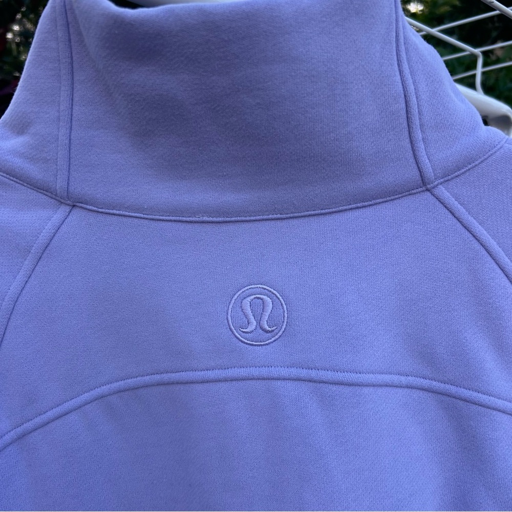 Like New Lululemon Periwinkle Scuba Size M/L - Picture 3 of 3